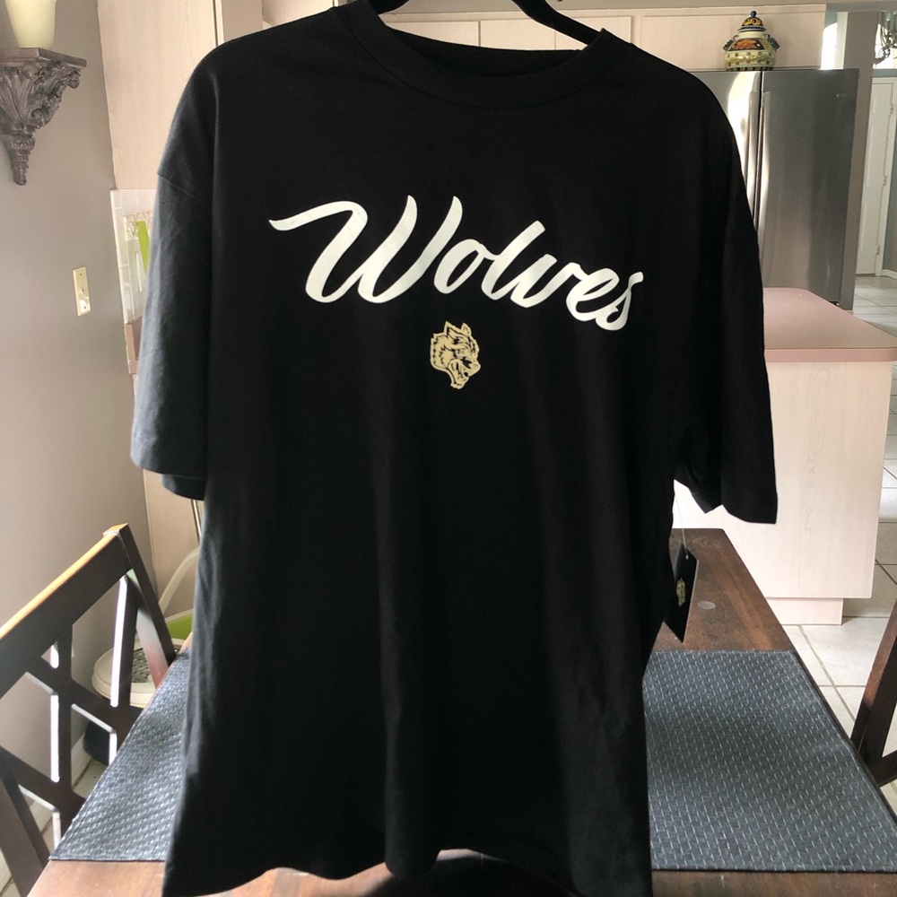 Darc Sport wolves cursive oversized tee black NWT large